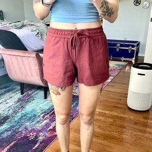 Athleta Farallon Short with Zip Pockets - Burgundy Color - Size 0